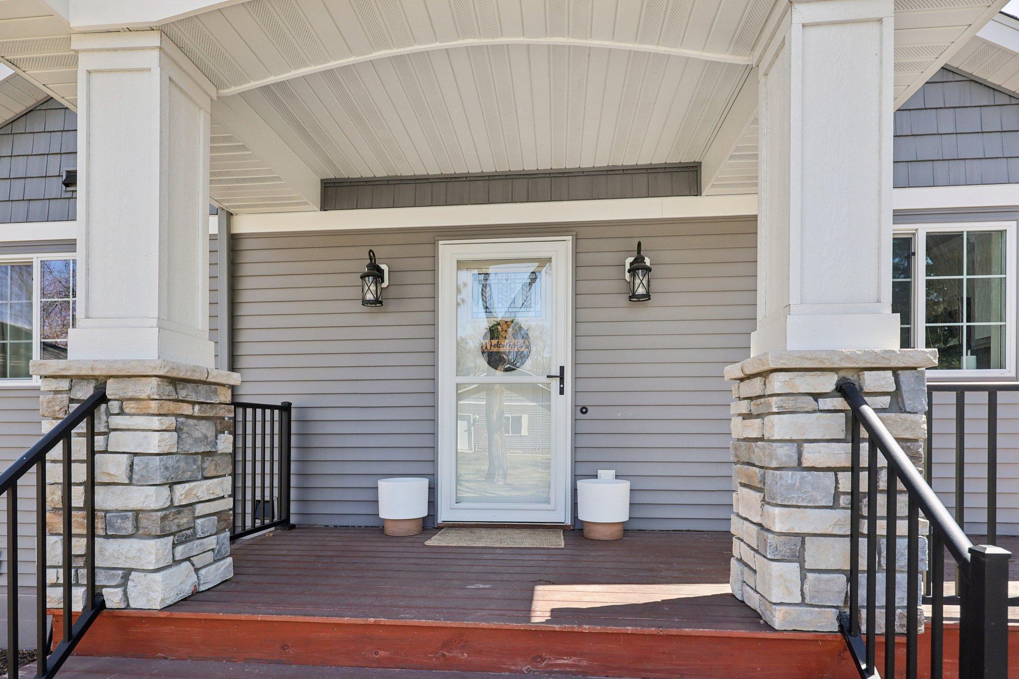 Versatile, expansive wrap-around porch