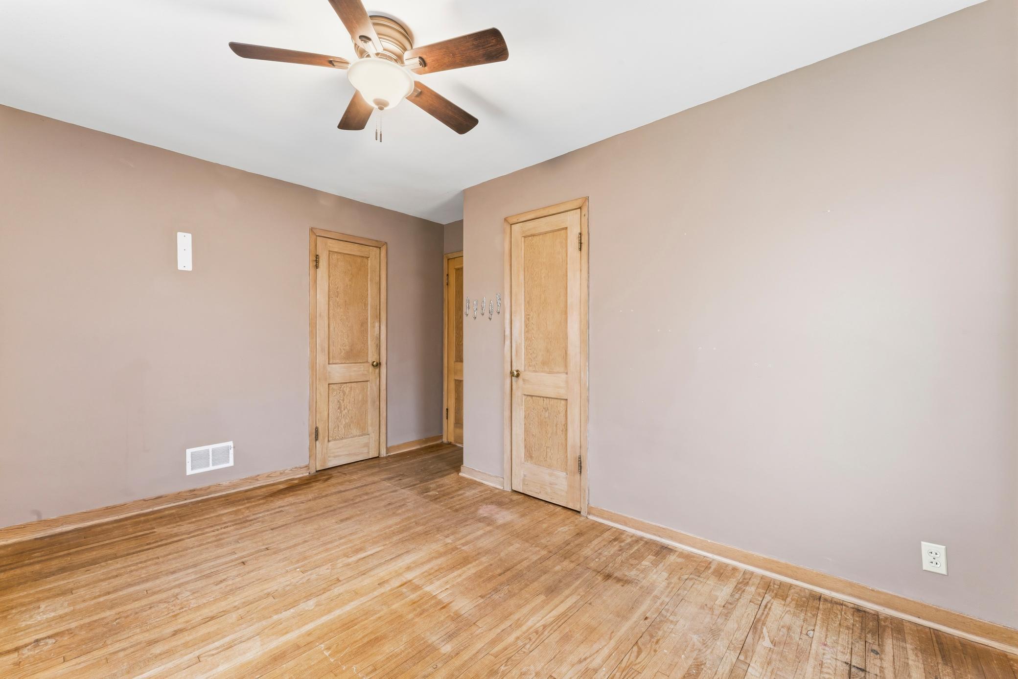 710 S 3rd Ave Benson (24).jpg