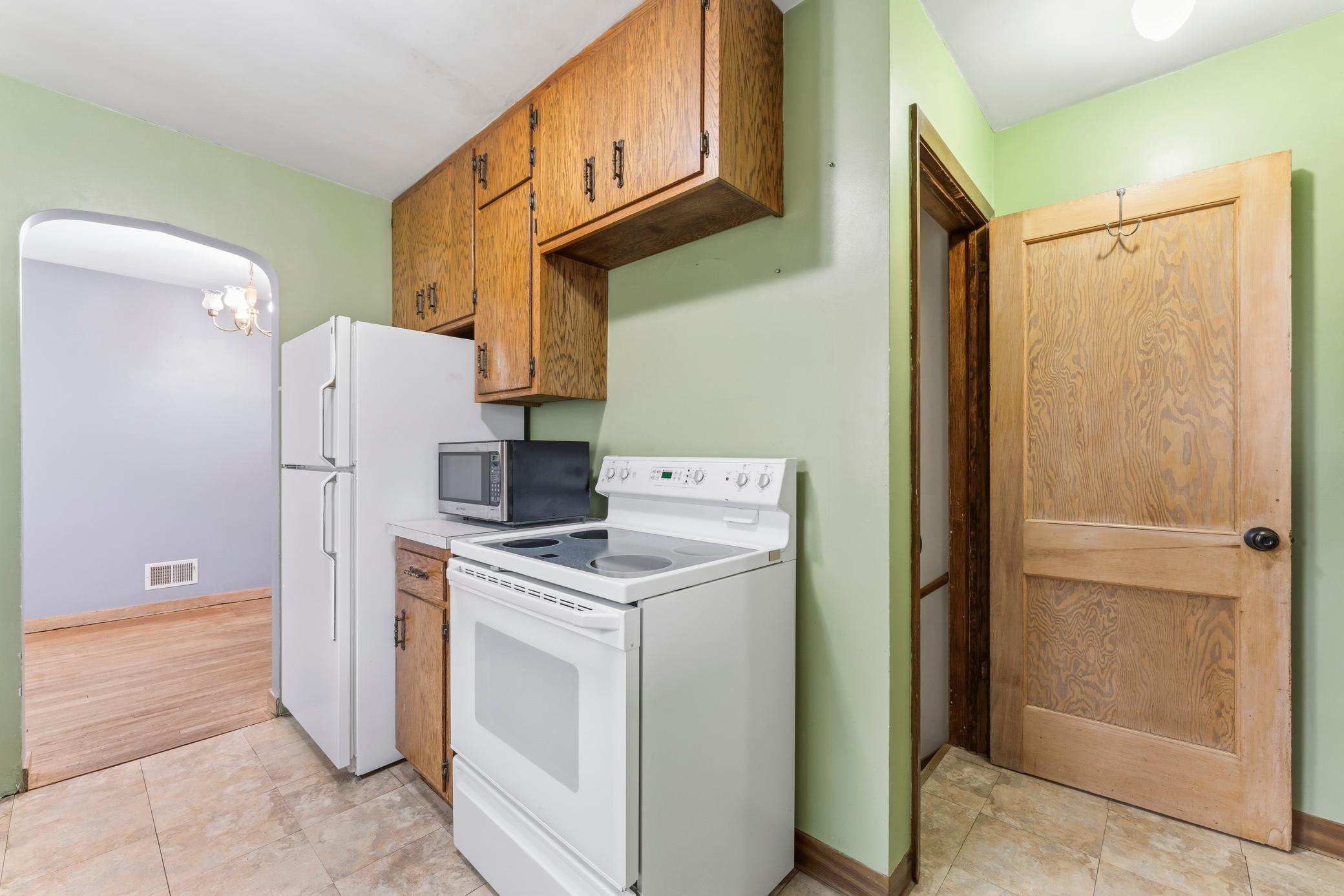 710 S 3rd Ave Benson (15).jpg