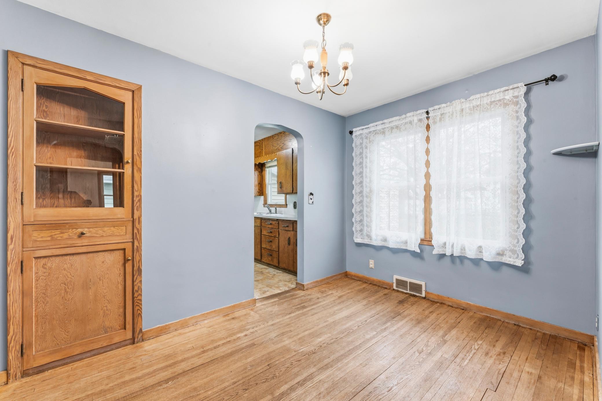 710 S 3rd Ave Benson (19).jpg