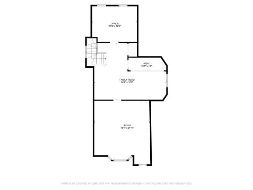 4th_floor_957_ashland_avenue_saint_paul_with_dim.jpg