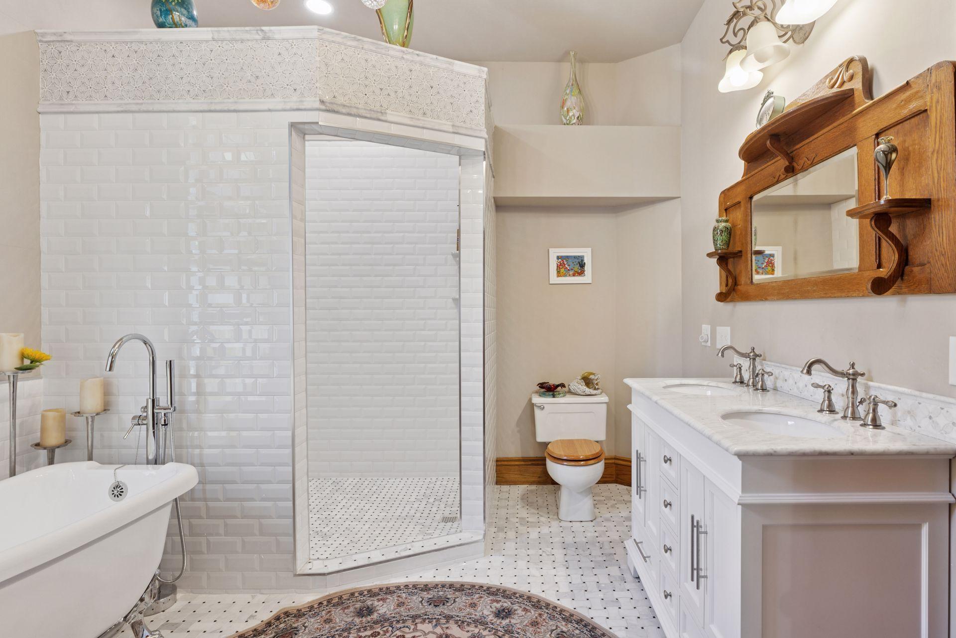 957 Ashland Avenue - Primary Bath.jpg