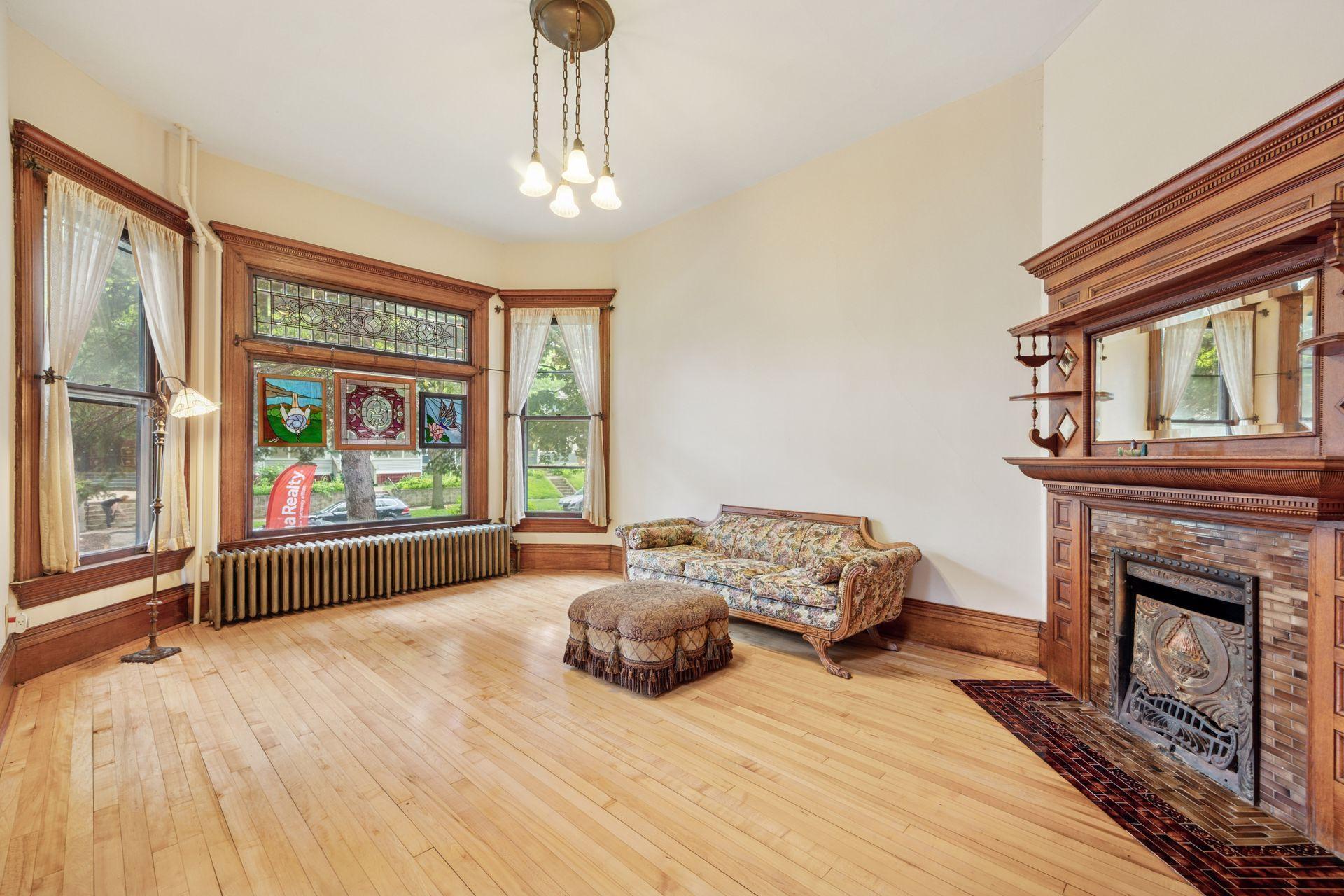 957 Ashland Avenue - Spacecrafting - 0002.jpg