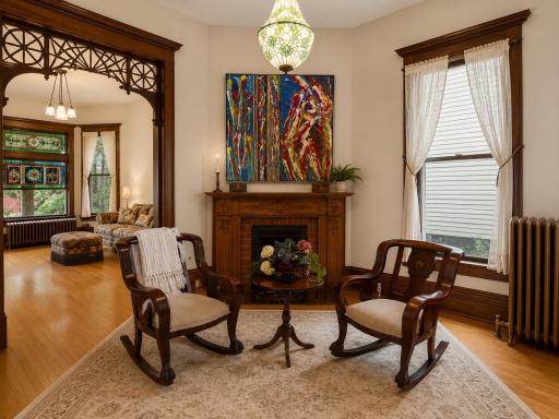 957 Ashland Avenue, Saint Paul, MN 55104