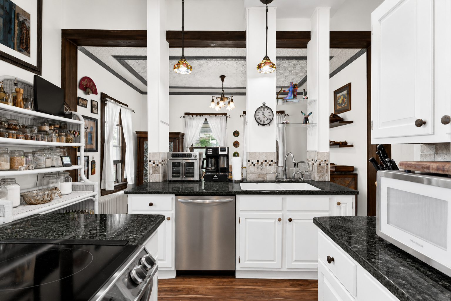 Kitchen Virtually Staged 5.png