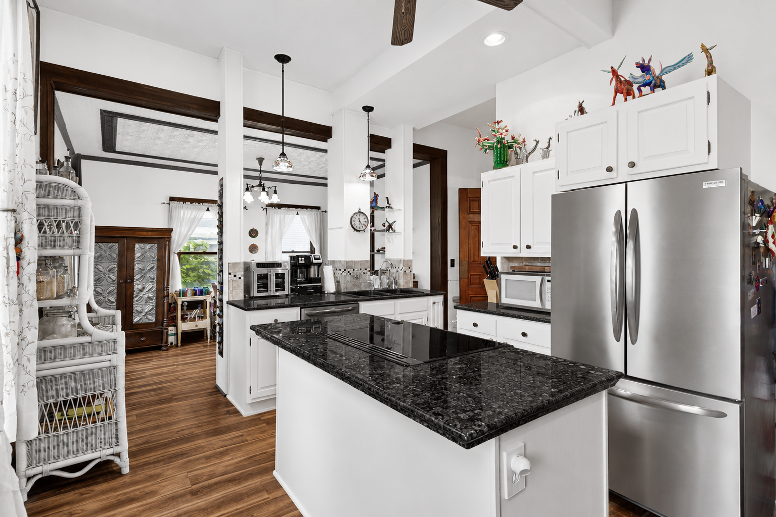 Kitchen Virtually Staged 4.png