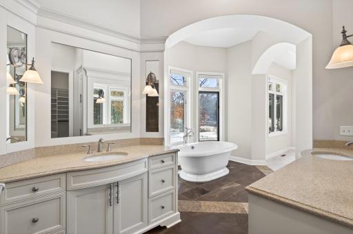 9 Hillary Farm Lane, Saint Paul, MN 55110