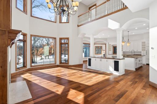 9 Hillary Farm Lane, Saint Paul, MN 55110