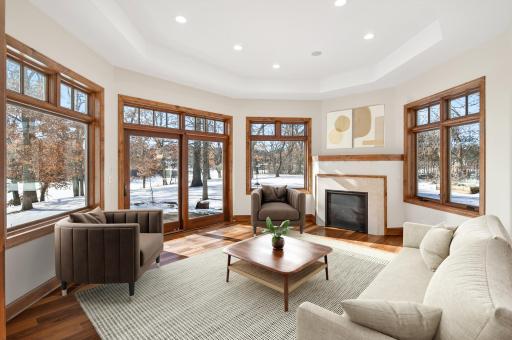 9 Hillary Farm Lane, Saint Paul, MN 55110