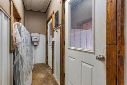 Shop dog kennels