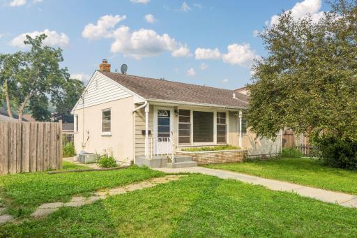 This inviting rambler offers timeless curb appeal and the perfect opportunity to build equity and make it your own.