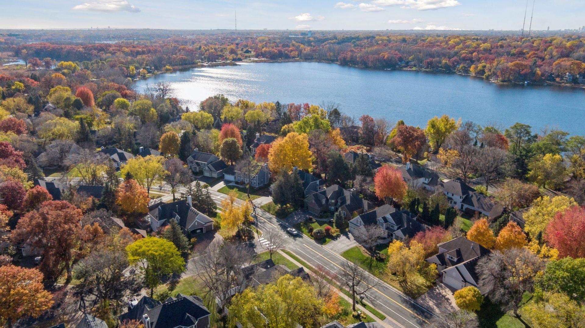 Enjoy close proximity to Snail Lake, with nearby sidewalk access leading to the beach and surrounding parkland.