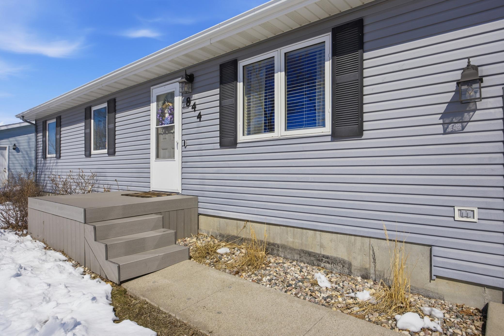 Maint Free Front Deck.jpg