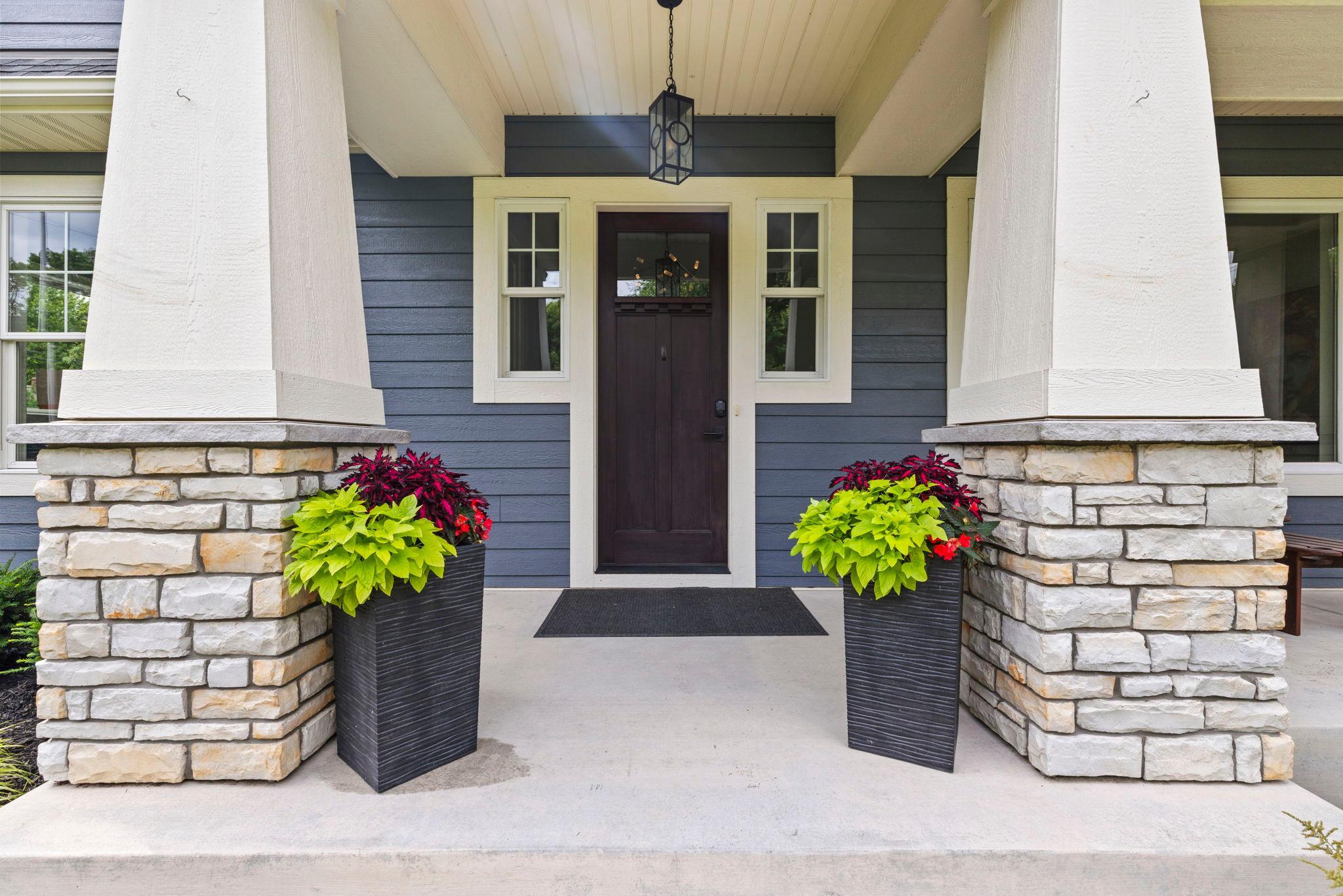 21-web-or-mls-6105 Pine Grove Rd-405.jpg