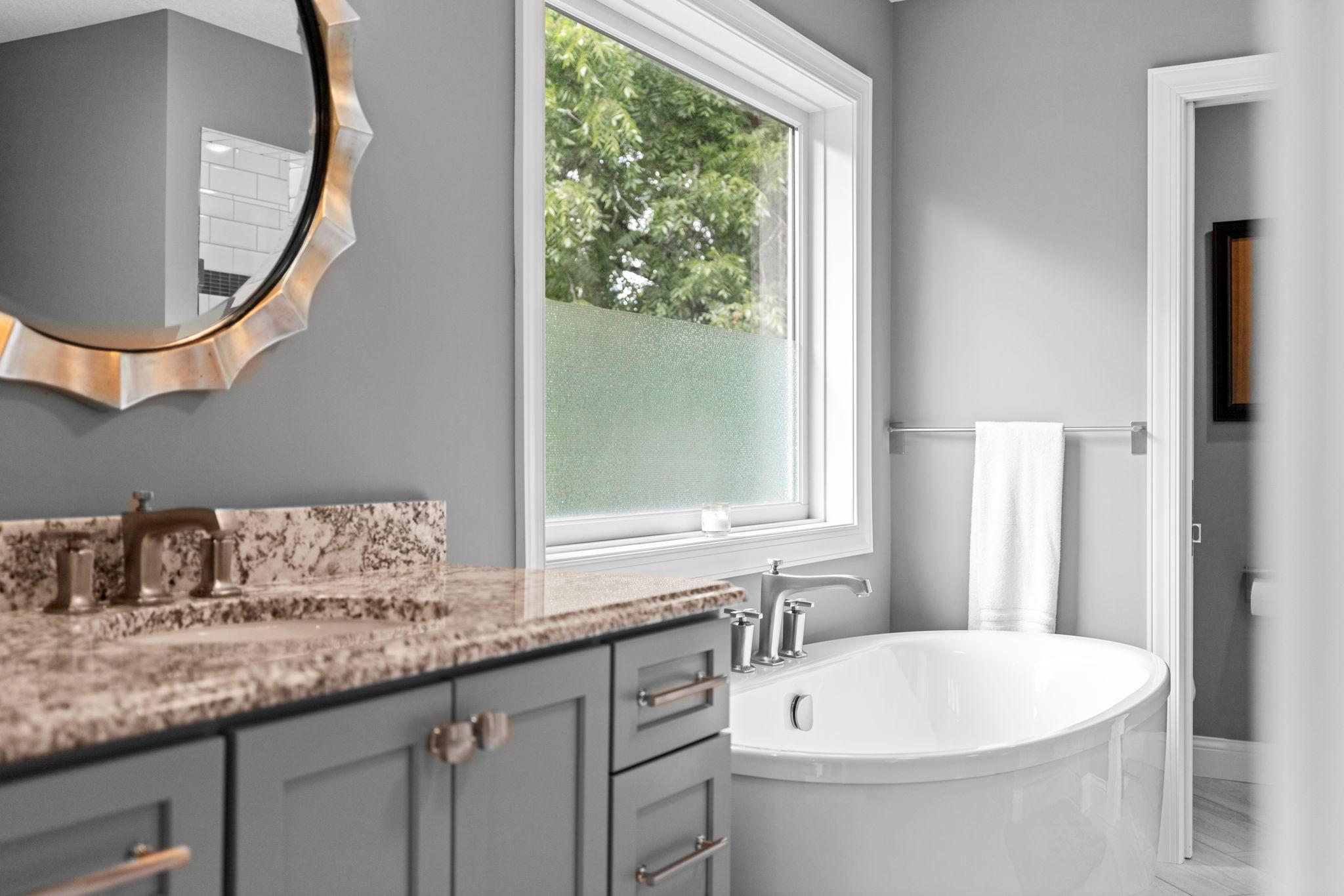 85-web-or-mls-6105 Pine Grove Rd-192.jpg
