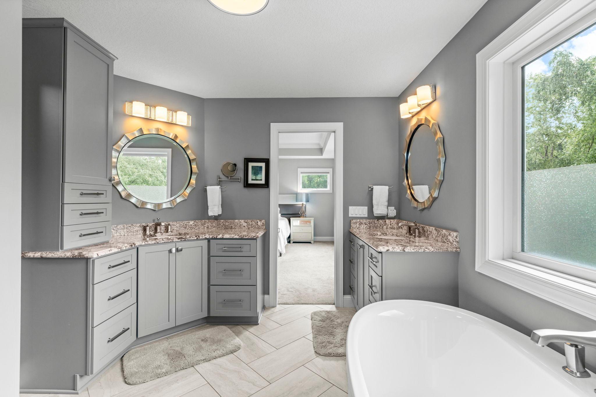 88-web-or-mls-6105 Pine Grove Rd-201.jpg