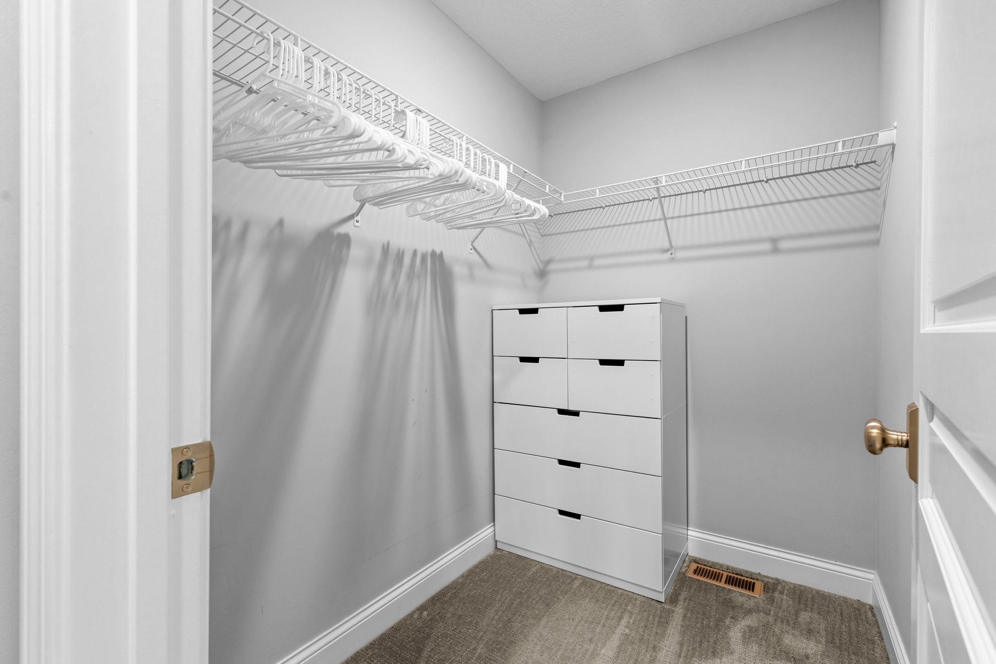 97-web-or-mls-6105 Pine Grove Rd-228.jpg