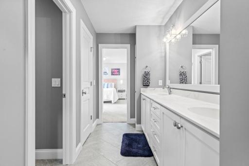 100-web-or-mls-6105 Pine Grove Rd-237.jpg