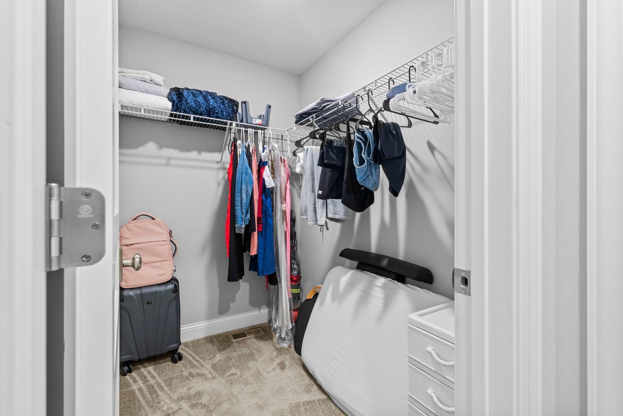 102-web-or-mls-6105 Pine Grove Rd-243.jpg