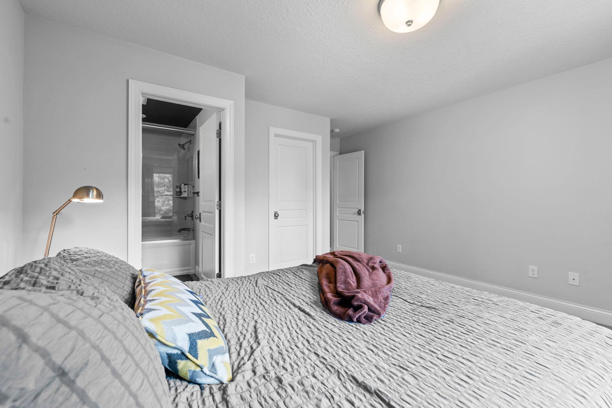 110-web-or-mls-6105 Pine Grove Rd-267.jpg