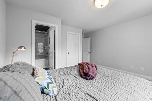110-web-or-mls-6105 Pine Grove Rd-267.jpg