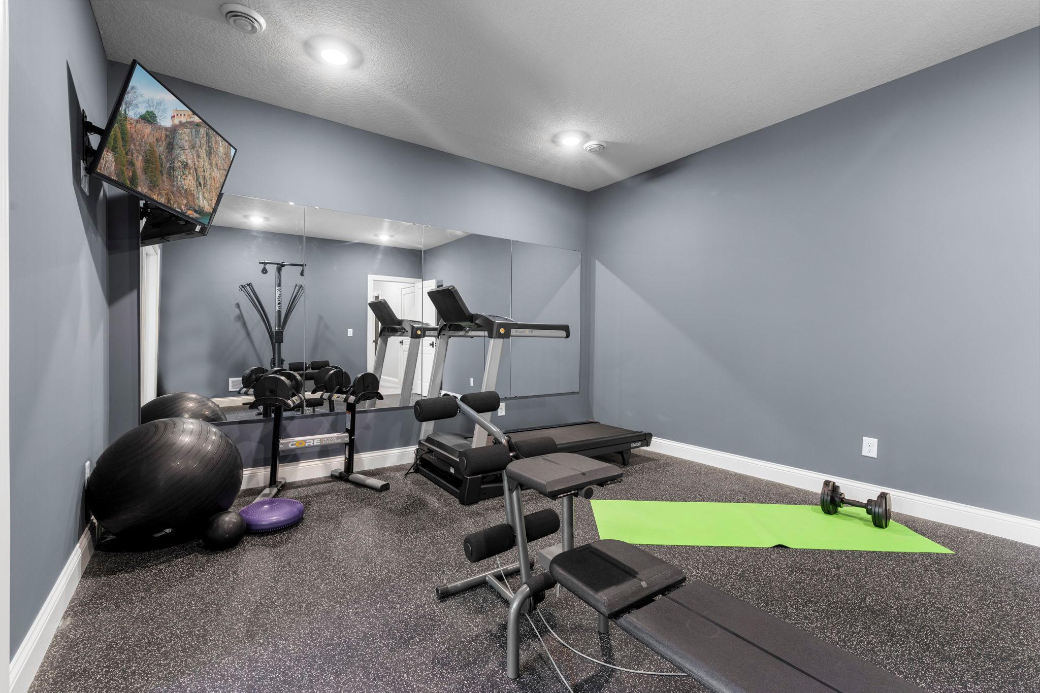 134-web-or-mls-6105 Pine Grove Rd-338.jpg