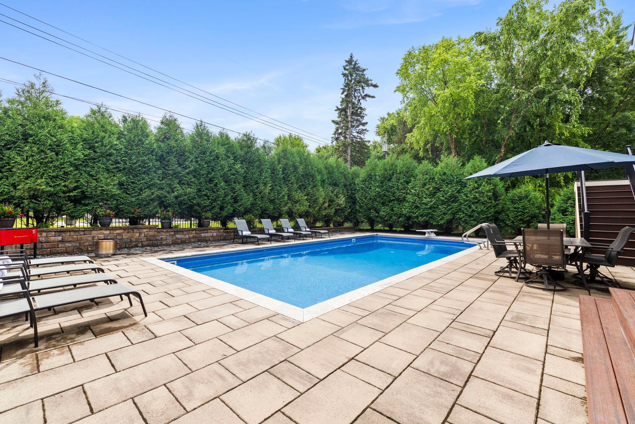 157-web-or-mls-6105 Pine Grove Rd-411.jpg