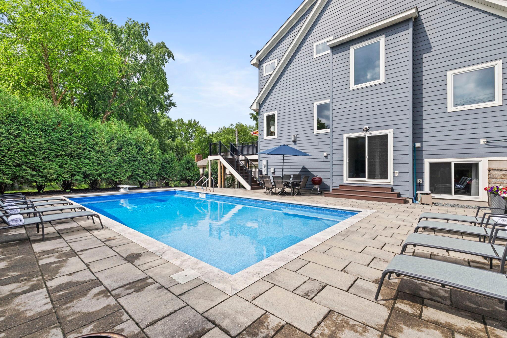 159-web-or-mls-6105 Pine Grove Rd-417.jpg