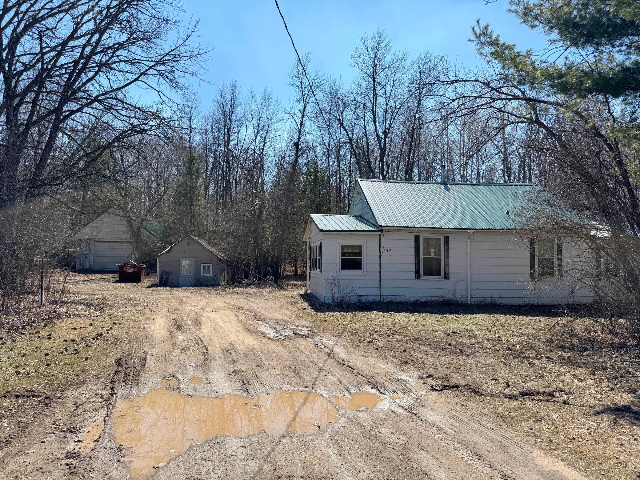 A look at the property from the driveway.