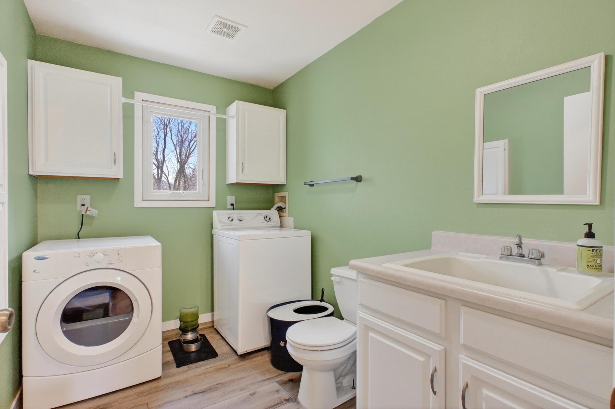 Main floor laundry, 1/2 bath