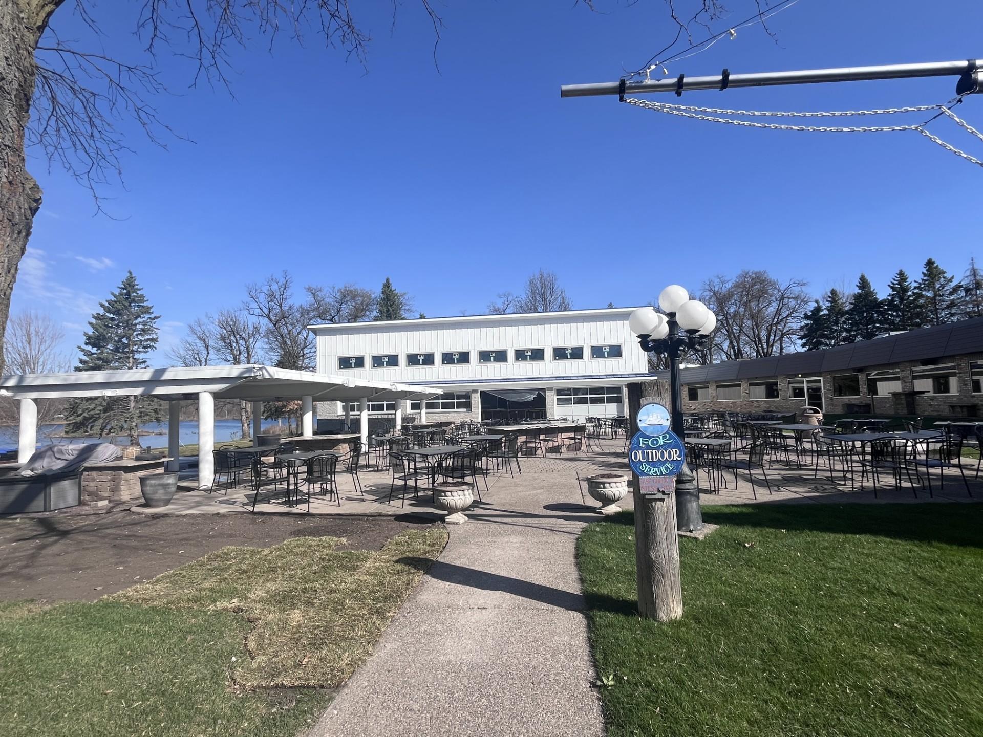 Outdoor Seating overlooking Kinglsey Lake
