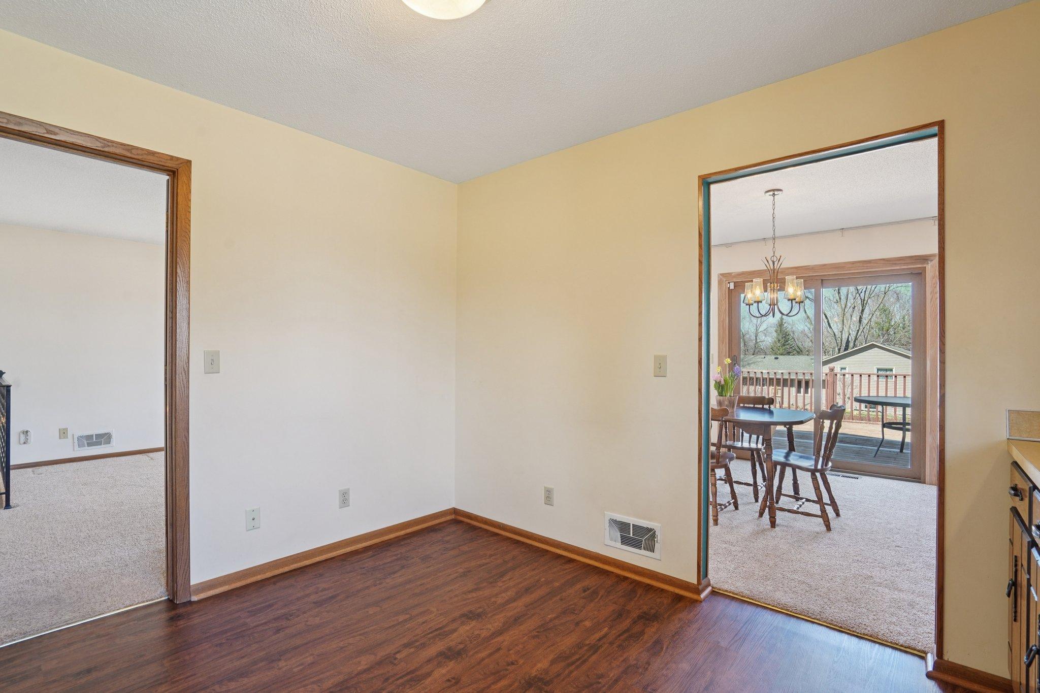 21-web-or-mls-Harmony Way Ct-S0704-021.jpg