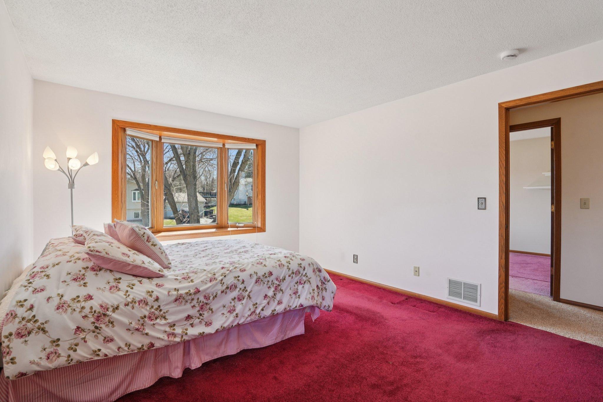 24-web-or-mls-Harmony Way Ct-S0704-024.jpg