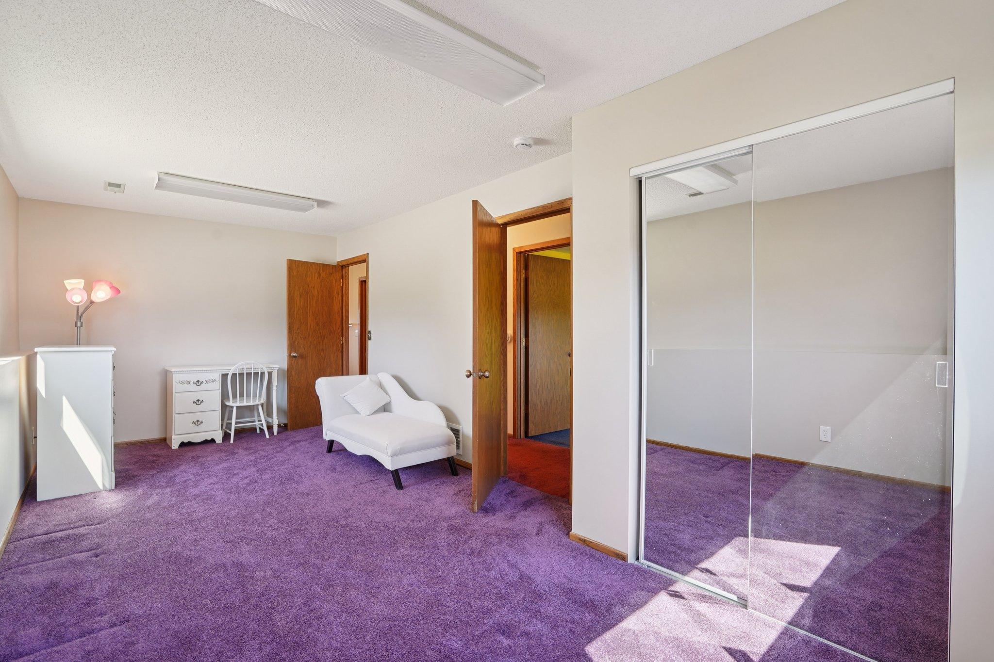 33-web-or-mls-Harmony Way Ct-S0704-033.jpg