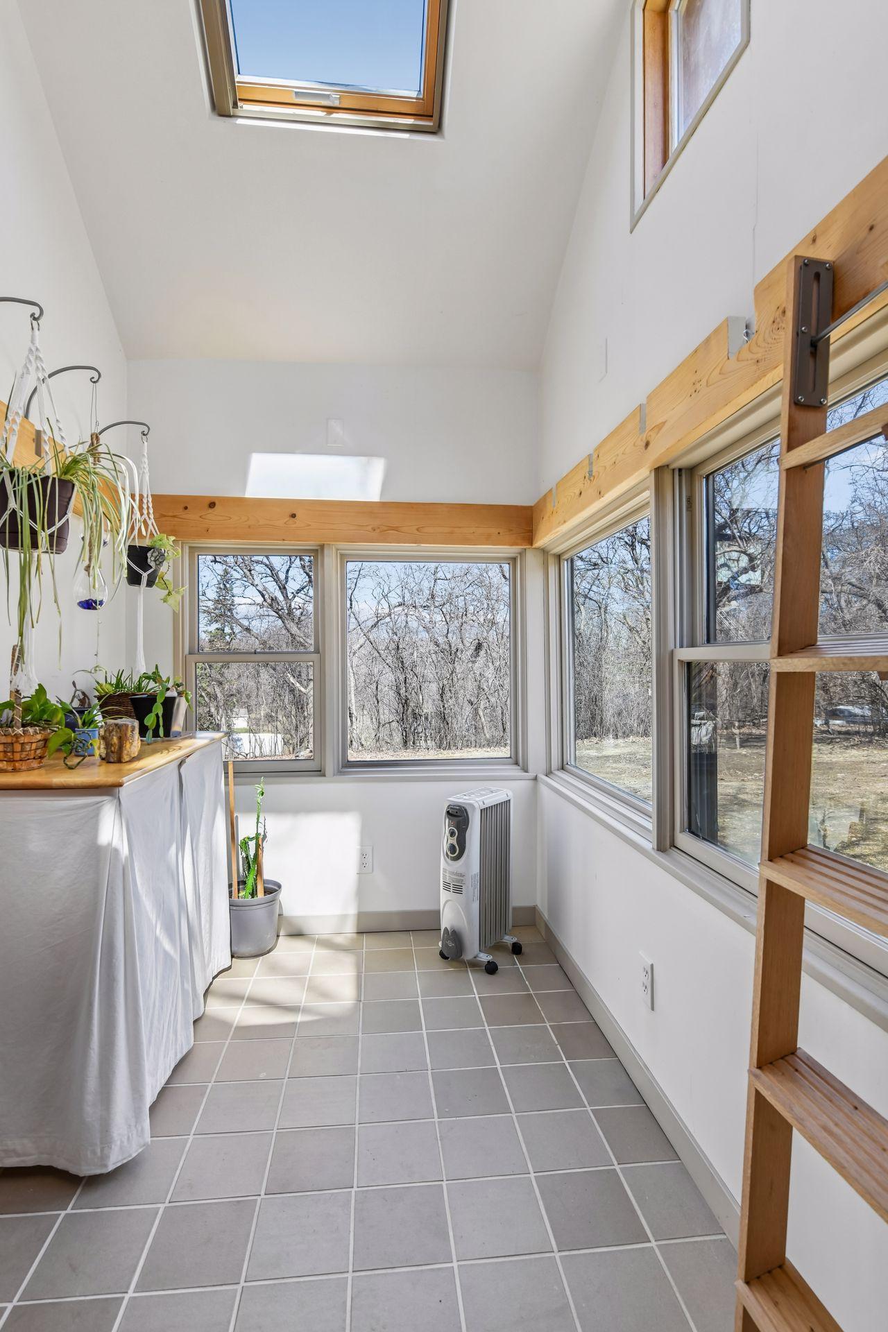 2417 Ford Road - Spacecrafting - 0019.jpg