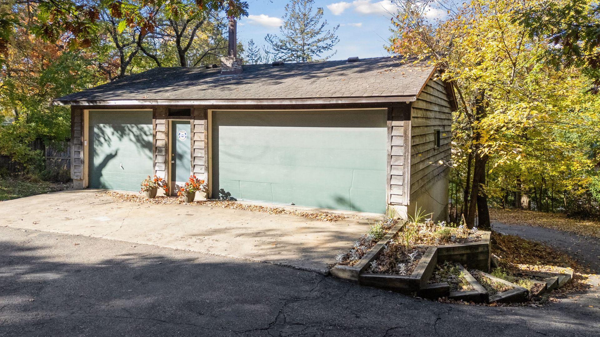 2417 Ford Road - Spacecrafting - 0004.jpg