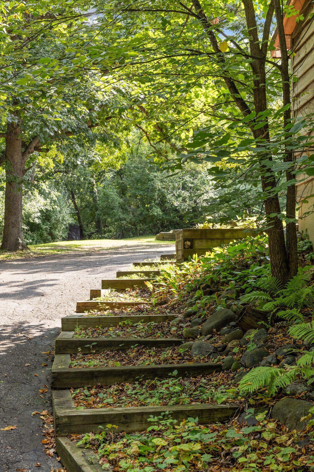 2417 Ford Road - Spacecrafting - 0010 (2).jpg