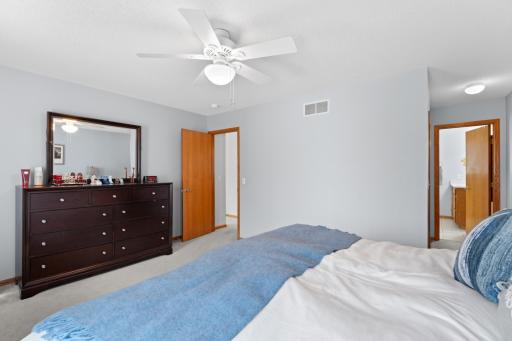 2217 Baihly Summit Drive SW, Rochester, MN 55902