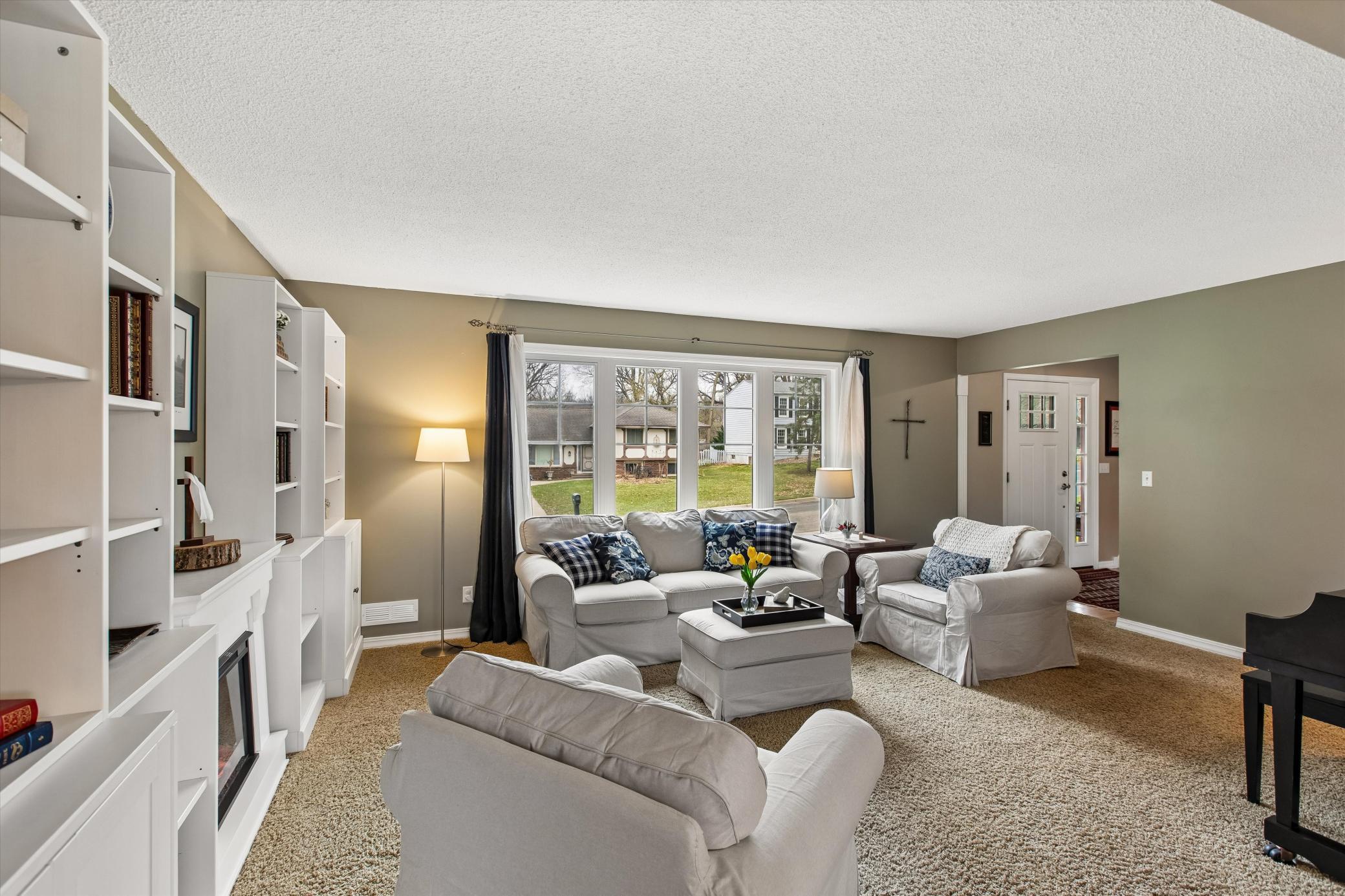 Living Room with large front window.