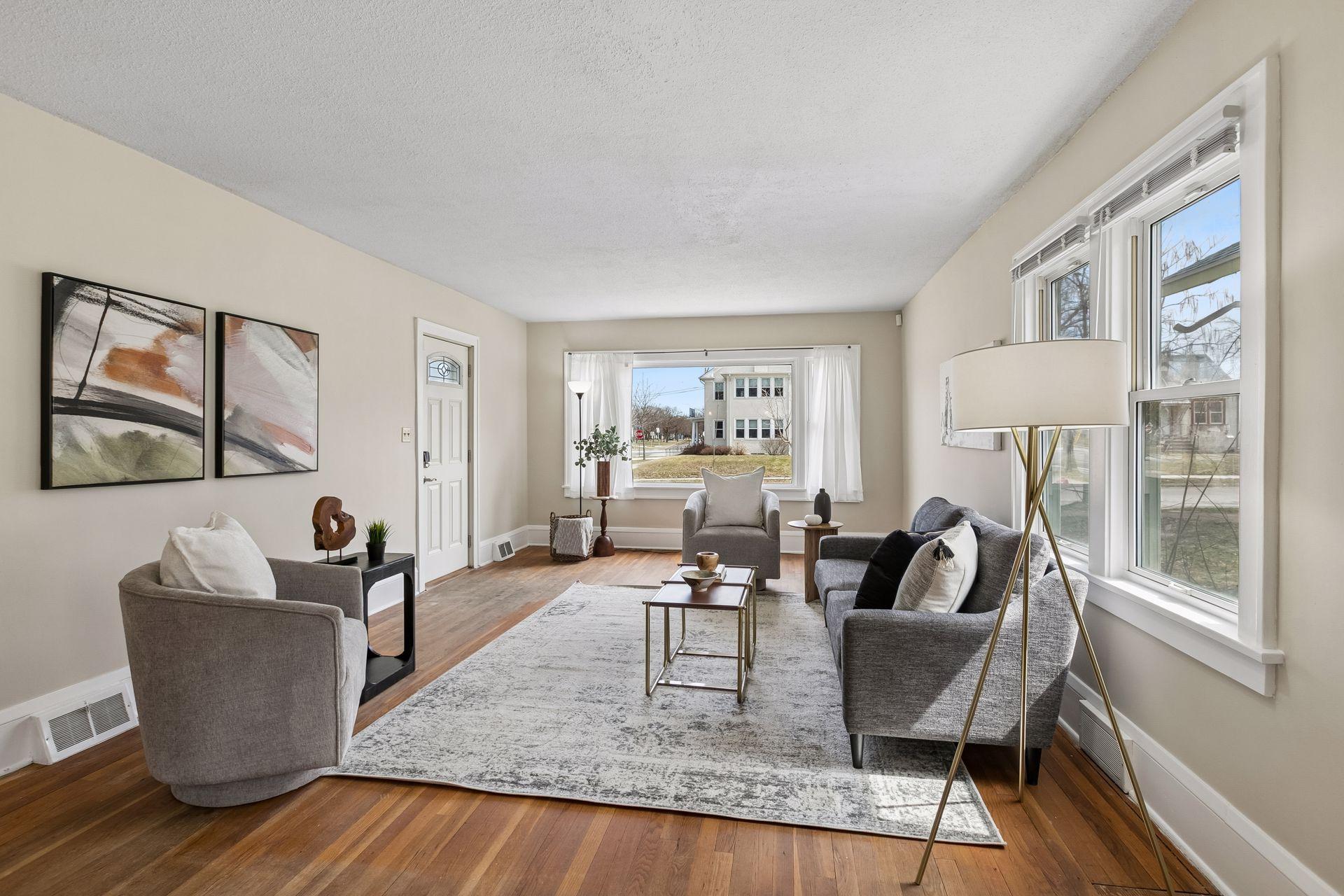 4431 Russell Avenue North - Spacecrafting - 0007.jpg