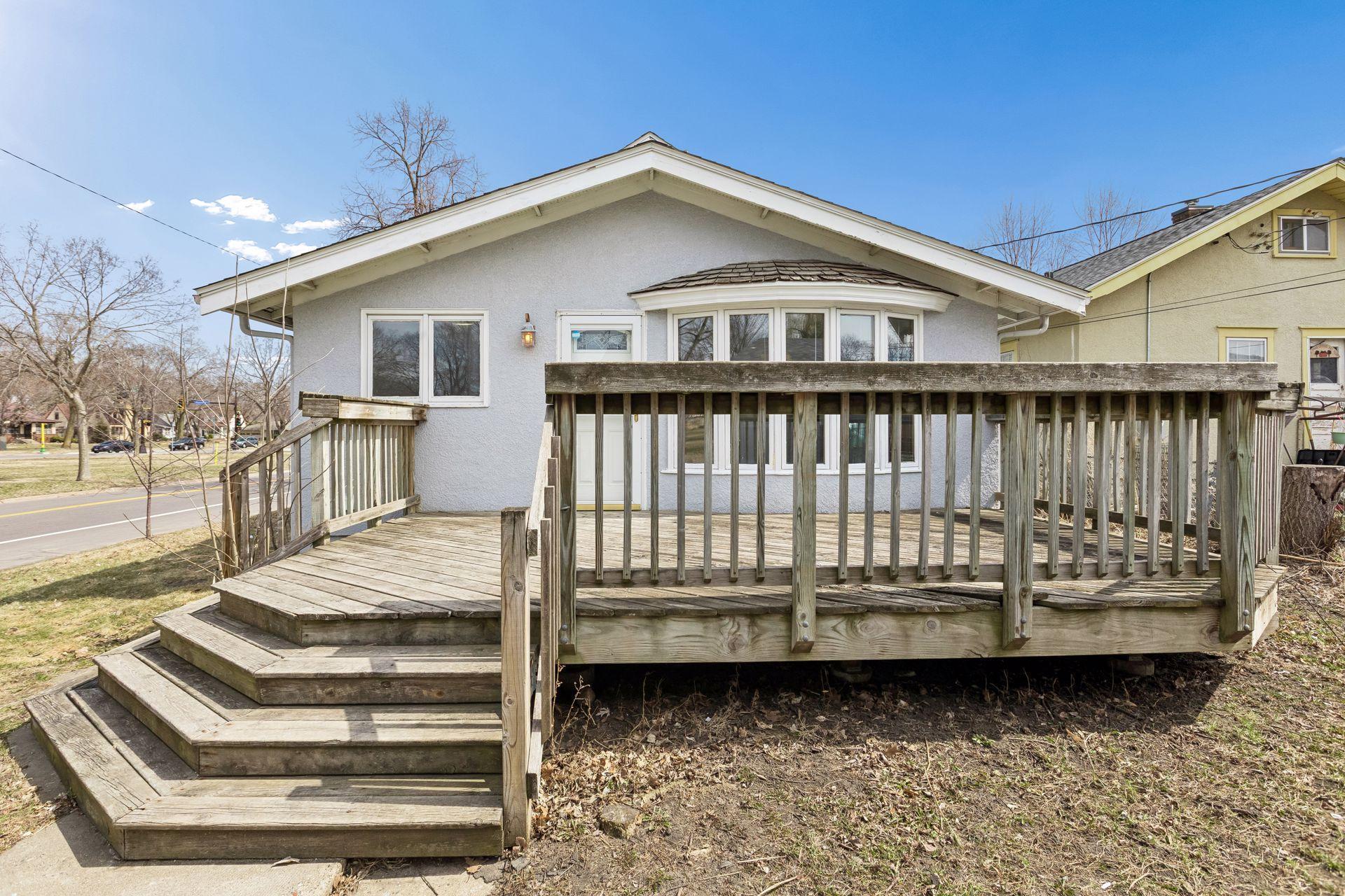 4431 Russell Avenue North - Spacecrafting - 0037.jpg