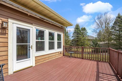 1929 Woodcrest Drive NE, Owatonna, MN 55060