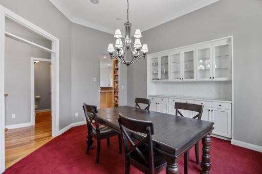 1929 Woodcrest Drive NE, Owatonna, MN 55060