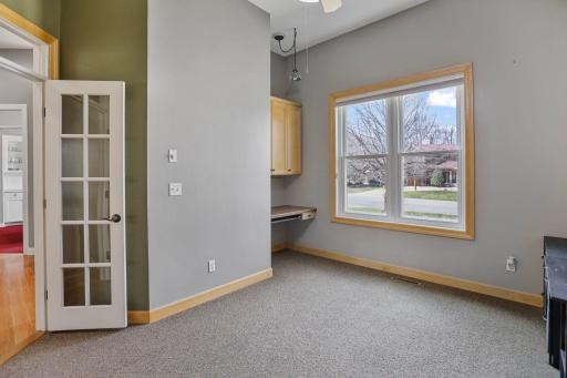 1929 Woodcrest Drive NE, Owatonna, MN 55060