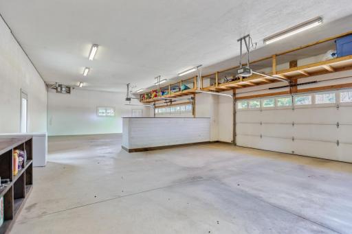 1929 Woodcrest Drive NE, Owatonna, MN 55060