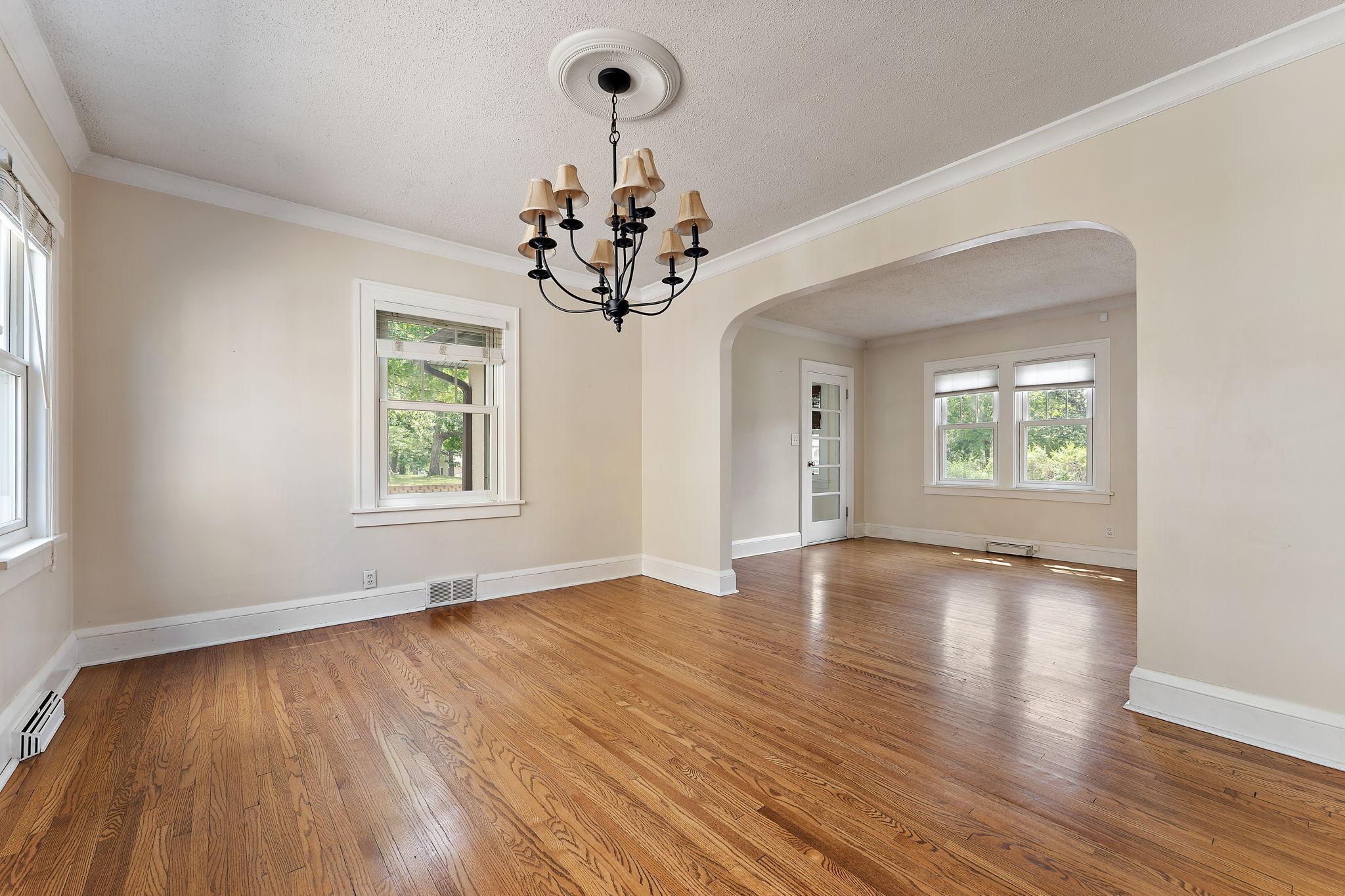 formal dining room.jpg