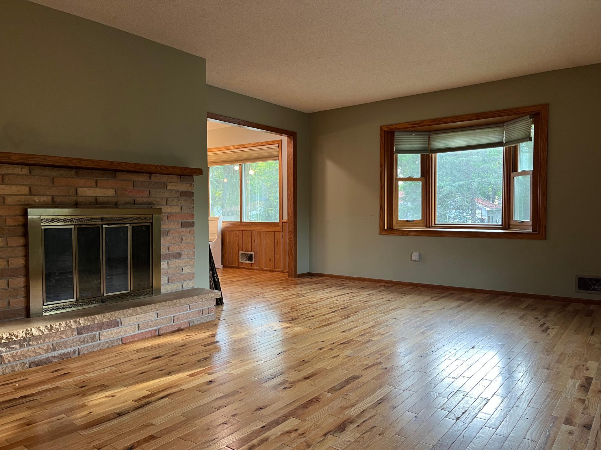 Living room enters into the dining room