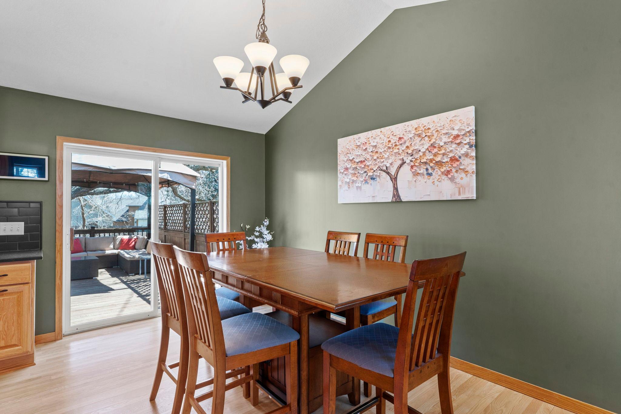 21-web-or-mls-1776 McMenemy St-153.jpg