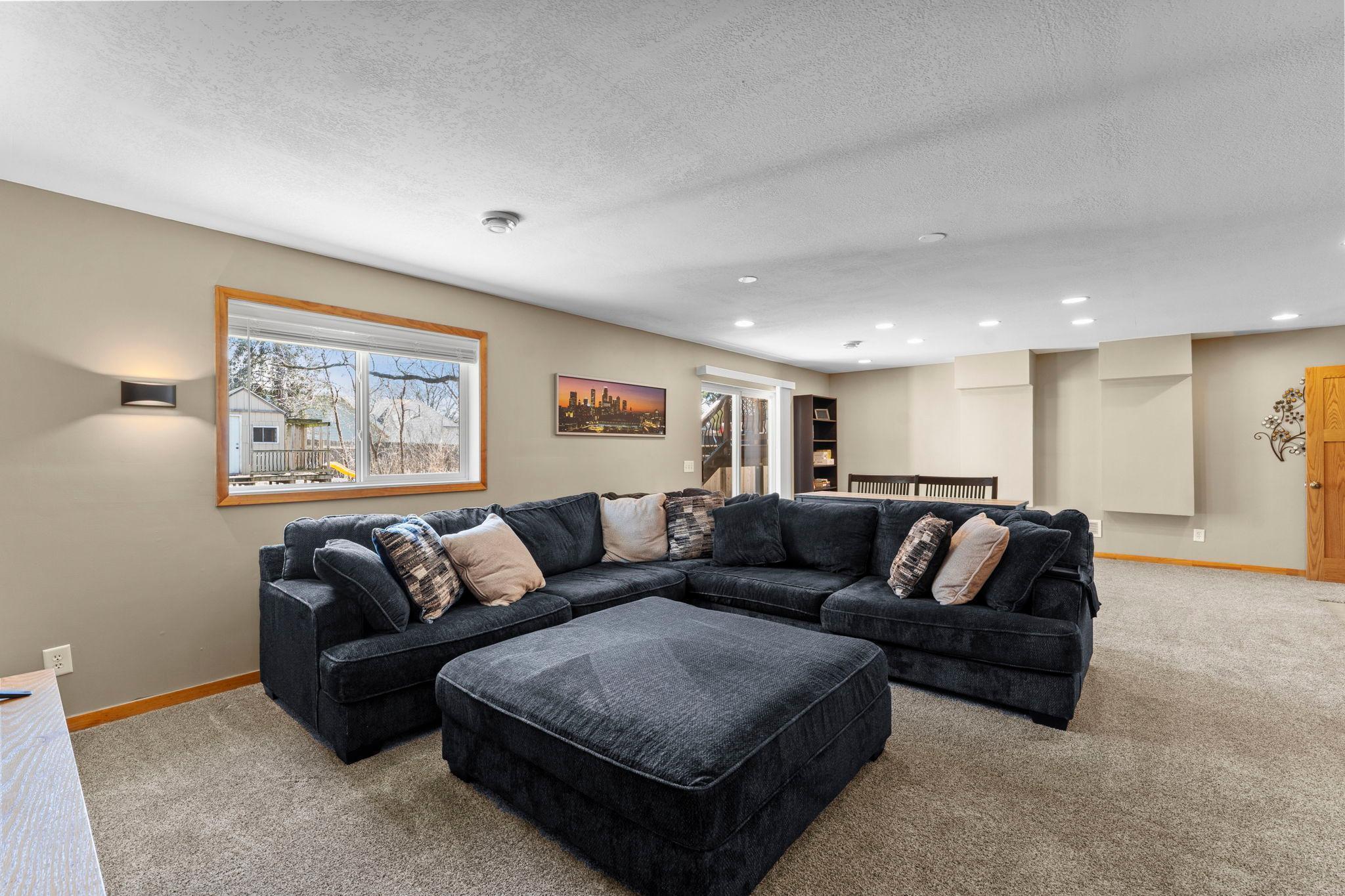 47-web-or-mls-1776 McMenemy St-213.jpg