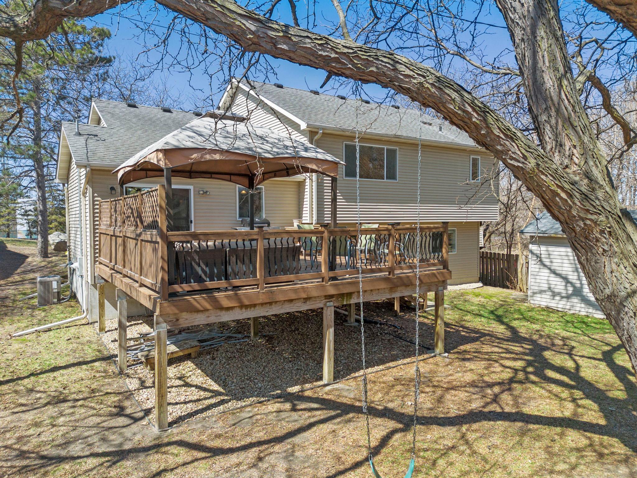 64-web-or-mls-1776 McMenemy St-274.jpg